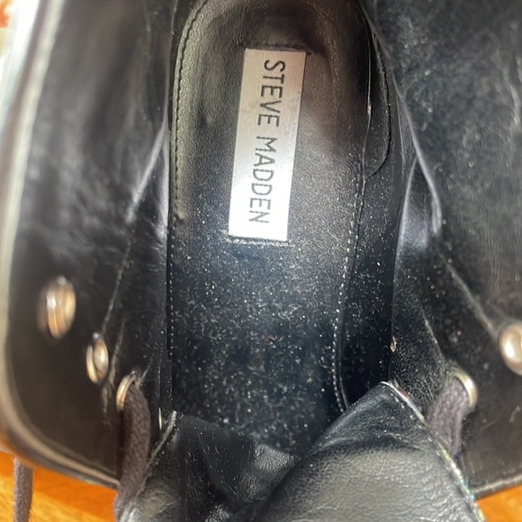 Steve Madden short lace up boots . New- sz7 - Picture 4 of 8